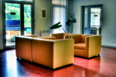 Dnevni boravak s foteljama